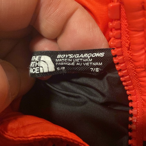 Used the north face, boy’s S or 7/8, Thermoball eco jacket - Picture 2 of 4